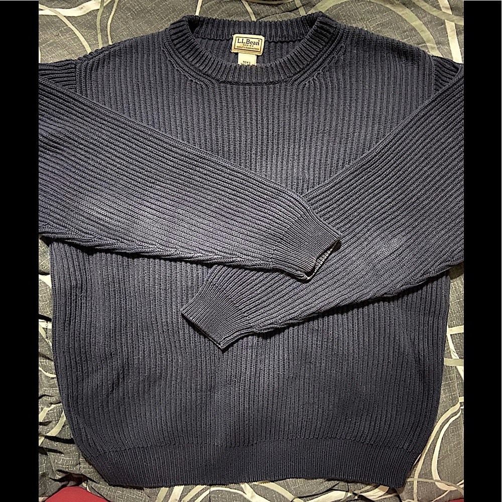 3/$22 vintage L.L. Bean heavy knit black sweater M